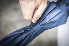 Lade das Bild in den Galerie-Viewer, Hochwertiger Stock-Regenschirm mit Holzgriff