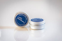 Lade das Bild in den Galerie-Viewer, Propolis Lippenpflege mit Minze